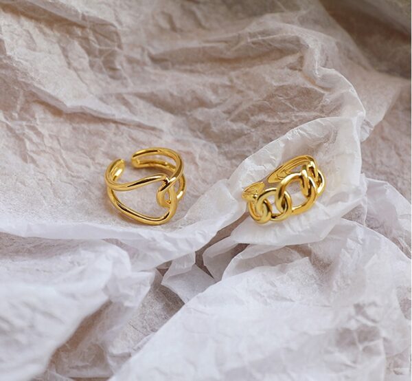 best and easiy carry Golden adjustable joint ring - Image 4