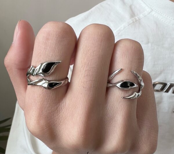Irregular Shaped Black Onyx Metal Ring Street Tide Special-interest Design High Sense Men And Women - Image 6