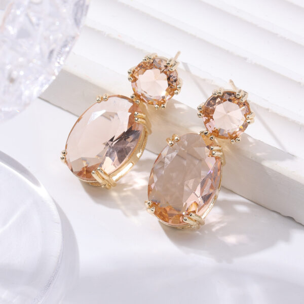 Creative Personality Drop-shaped Alloy Oval Earrings - Image 8