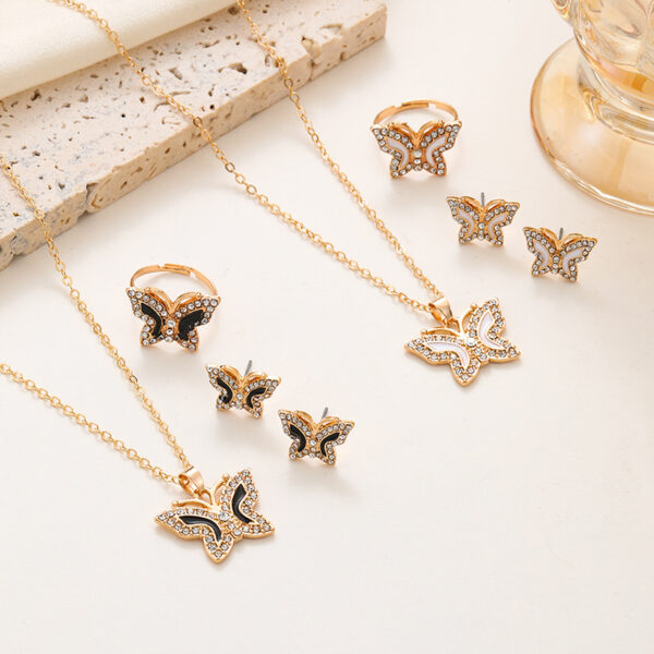 Diamond Butterfly Necklace Ring Earings Set - Image 5