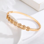 Exquisite Full Diamond Hollow Bracelet For Women