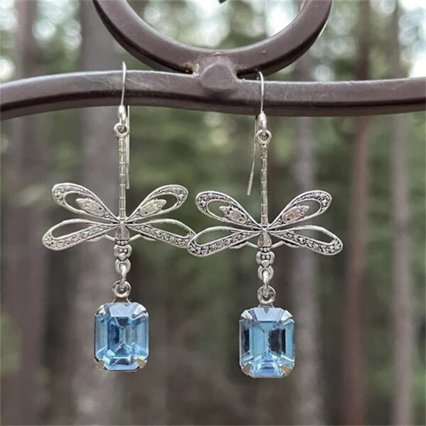 Ethnic Retro High-grade Carved Stitching Dragonfly Earrings - Image 5