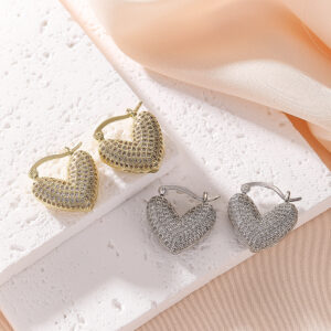 Women's Simple Elegant Heart All-match Earrings