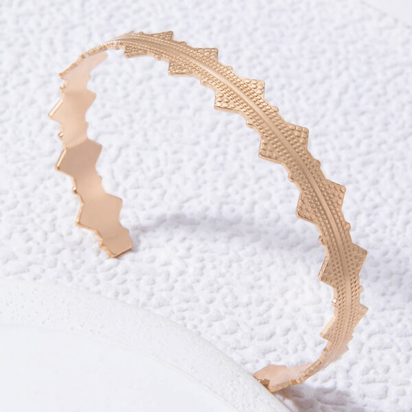 Bow Letter Personality Geometric Irregular Bracelet - Image 8