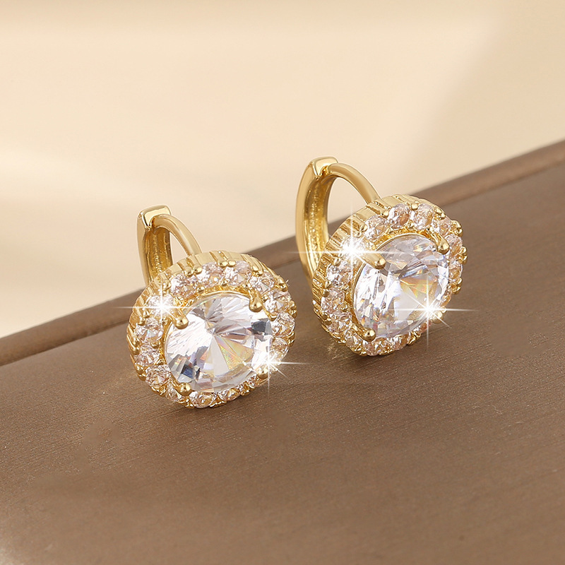 Luxury Copper Inlaid Zirconium Round Earrings - Image 2